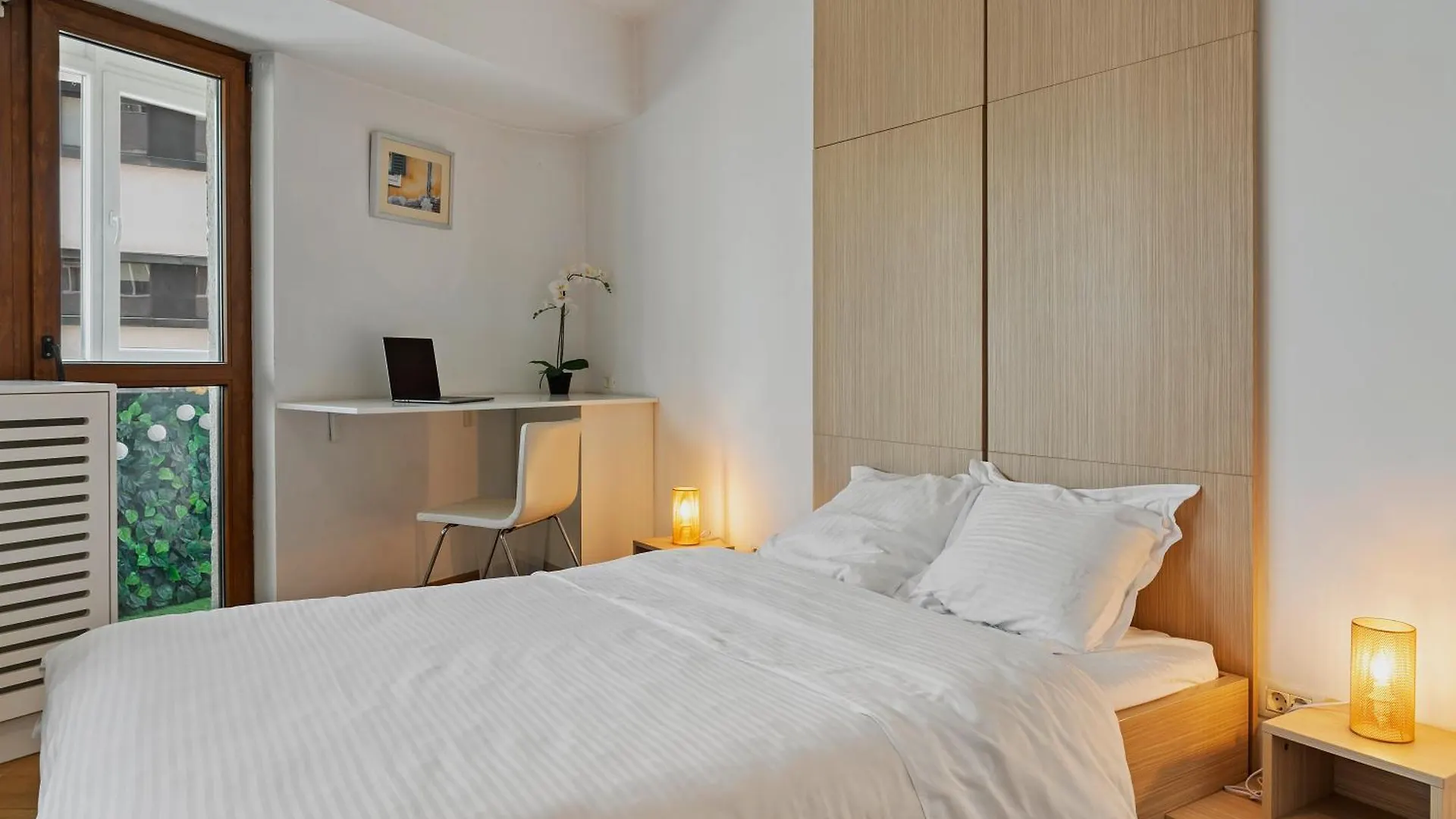 Apartment Edes Central Suite Perfect Location & Modern Bucharest