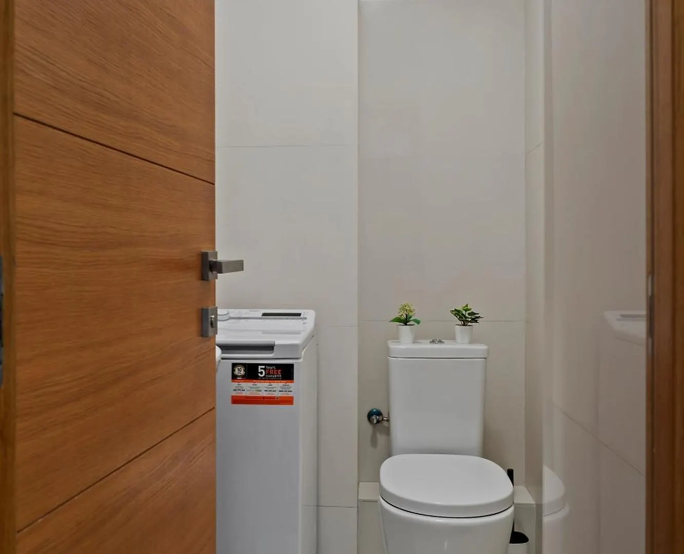 Edes Central Suite Perfect Location & Modern Bucharest Apartment