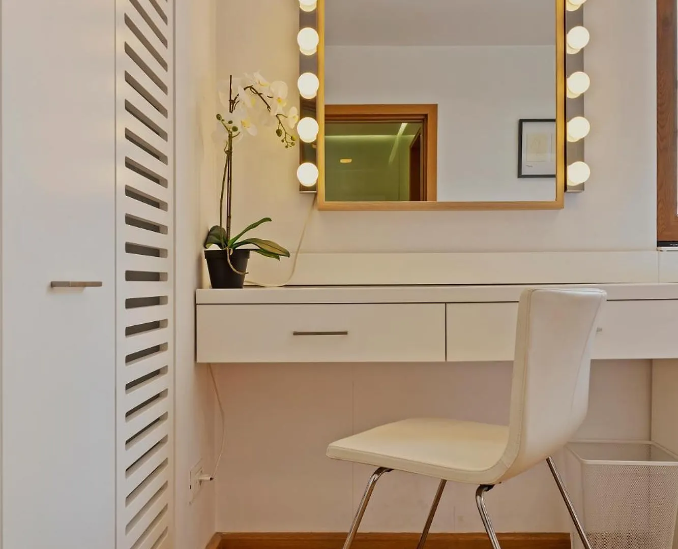 Edes Central Suite Perfect Location & Modern Bucharest Apartment