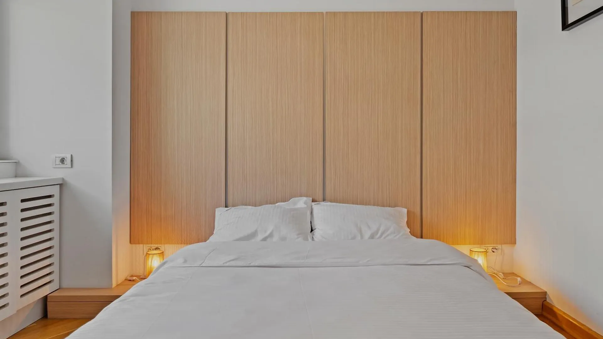 Edes Central Suite Perfect Location & Modern Bucharest Apartment