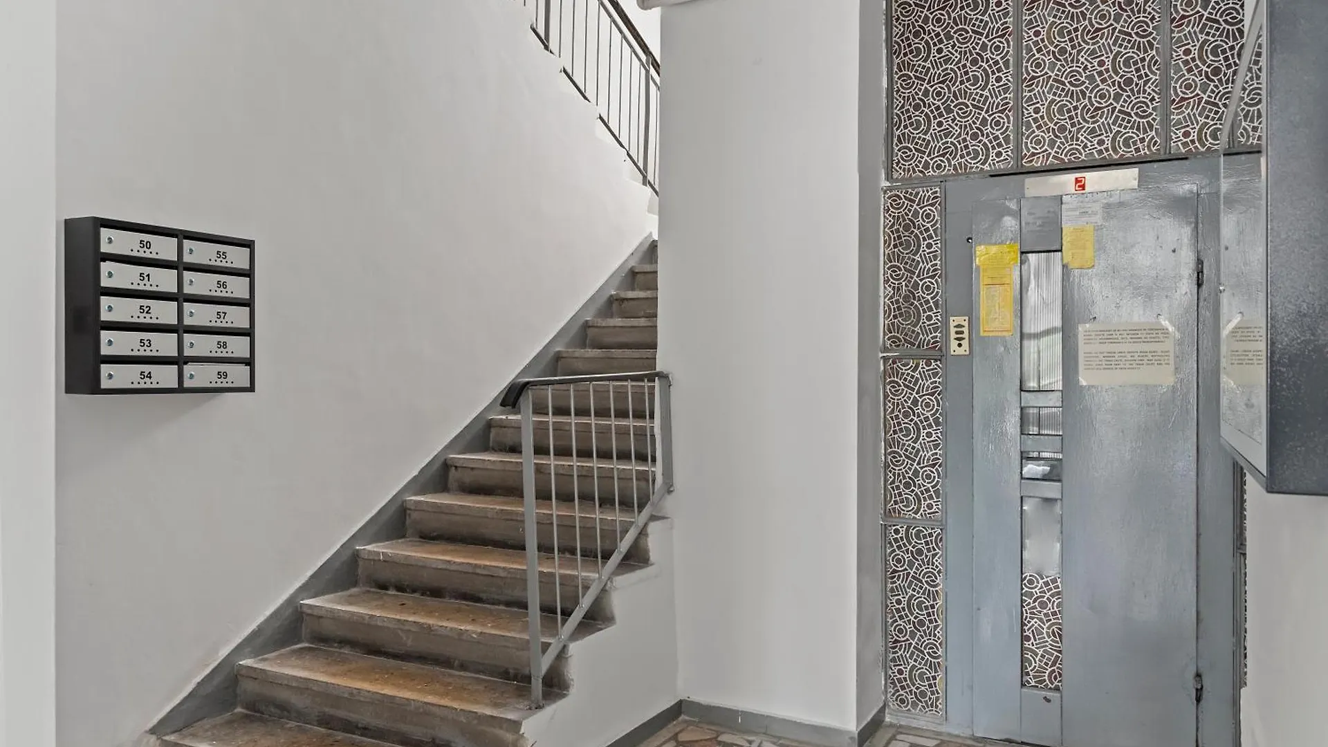 Edes Central Suite Perfect Location & Modern Bucharest 0*,  Romania