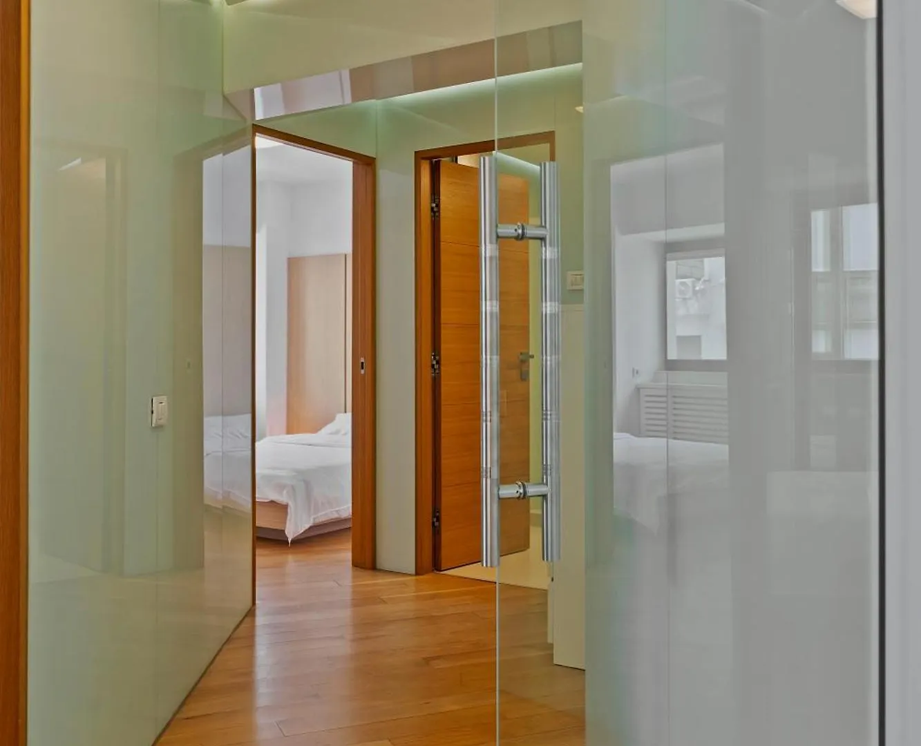 Edes Central Suite Perfect Location & Modern Bucharest