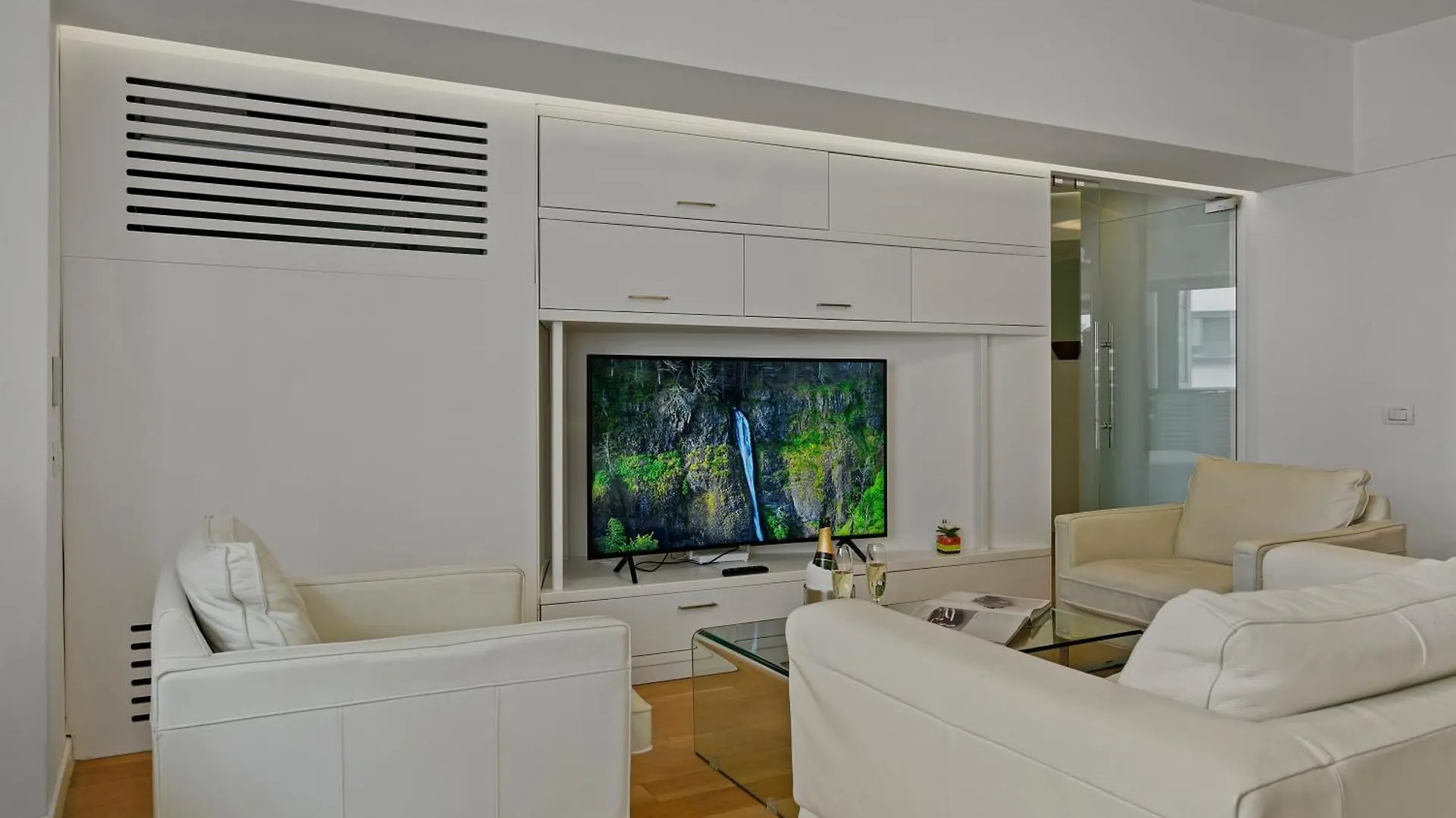 Apartment Edes Central Suite Perfect Location & Modern Bucharest