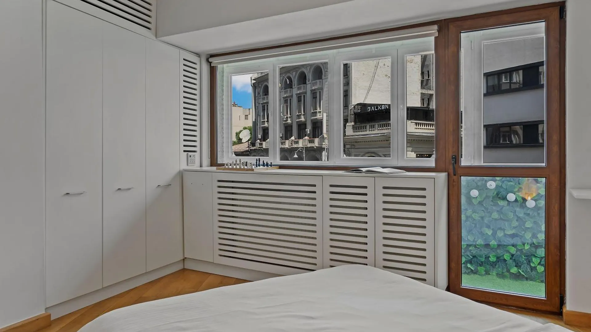 Apartment Edes Central Suite Perfect Location & Modern Bucharest