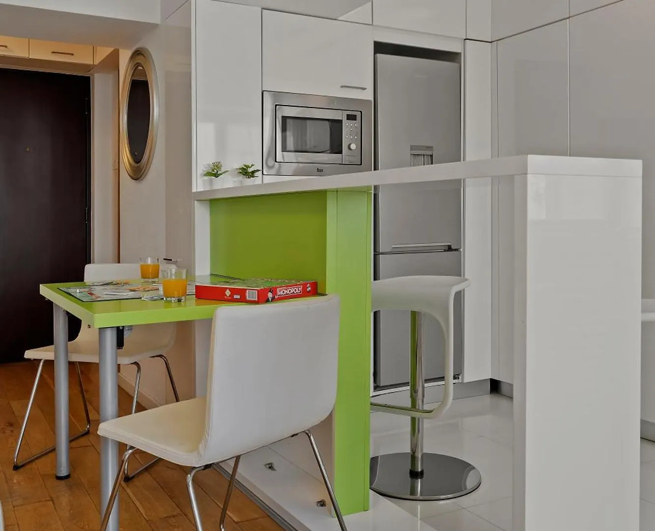 Edes Central Suite Perfect Location & Modern Bucharest 0*,
