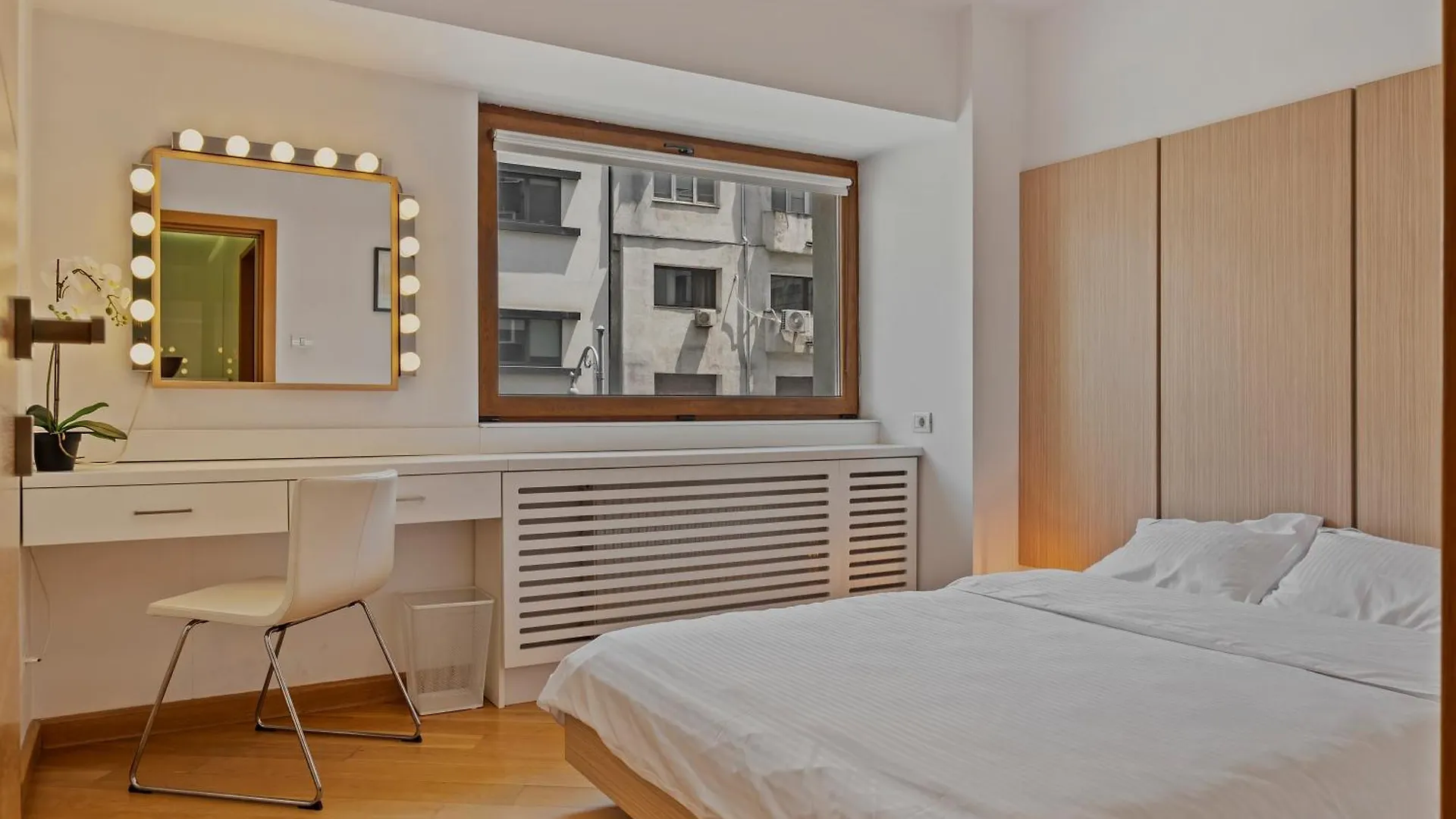 Edes Central Suite Perfect Location & Modern Bucharest