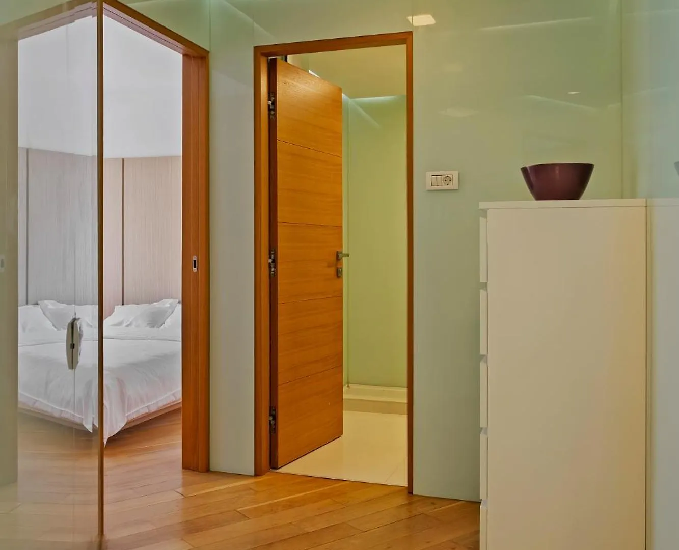 Edes Central Suite Perfect Location & Modern Bucharest